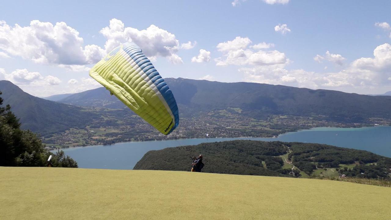 Lac Et Montagnes En Un Clin D'Oeil Duingt Luaran gambar